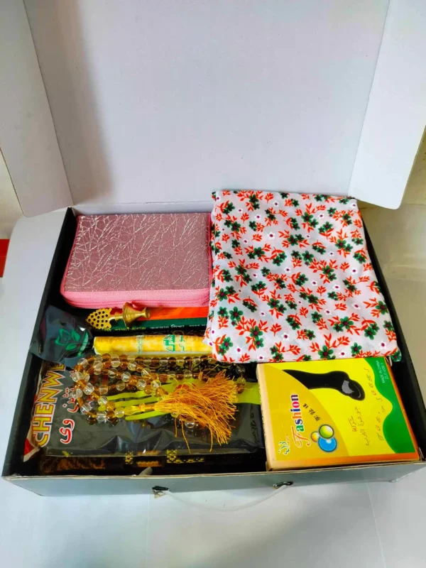 Premium Islamic Gift Box - Image 2